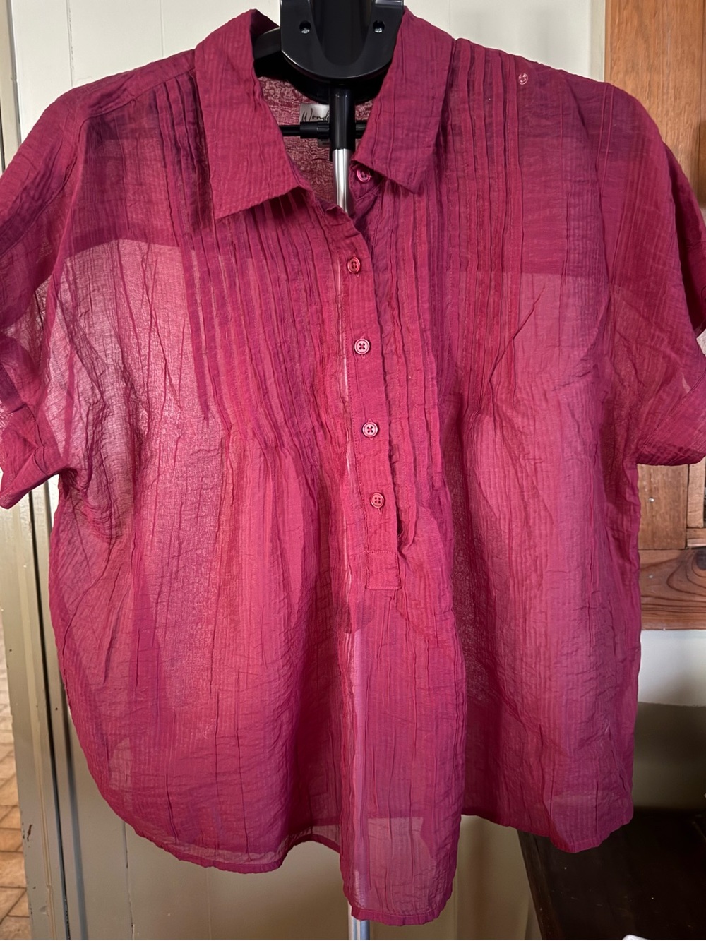 Wonderly Short-Sleeve Crinkle Button-Front Shirt in Fuchsia XL NWOT